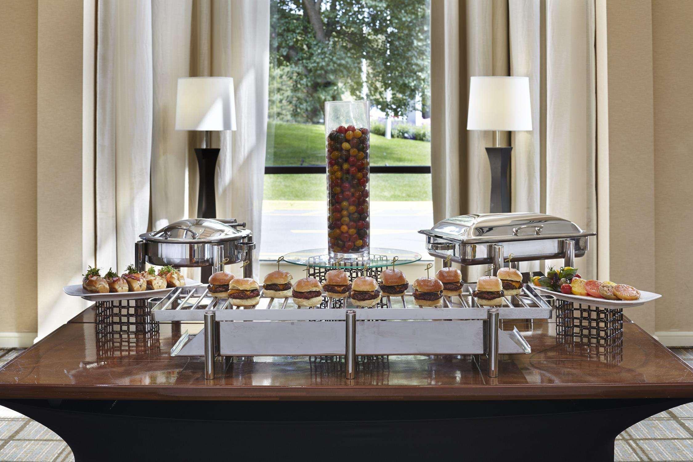 The Saratoga Hilton Hotell Saratoga Springs Eksteriør bilde